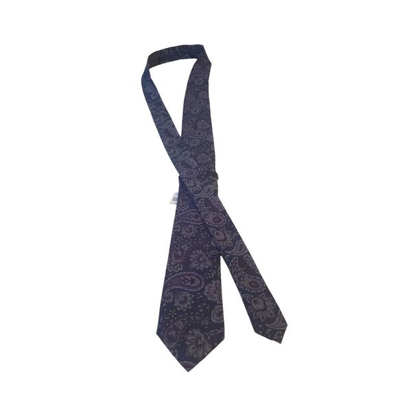 NWT RoundTree & Yorke Luxury Trademark Slim Blue Paisley NeckTie Business Church - Picture 3 of 14